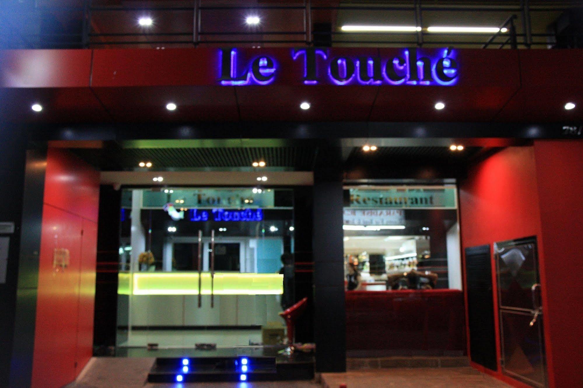 Le Touche Hotel Banguecoque Exterior foto